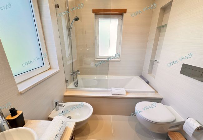 Villa à Almancil - Crest 5 - 8 Pax  Golf/Beach Swimming pool Villa à Almancil - Crest 5 - 8 Pax  Golf/Beach Swimming pool