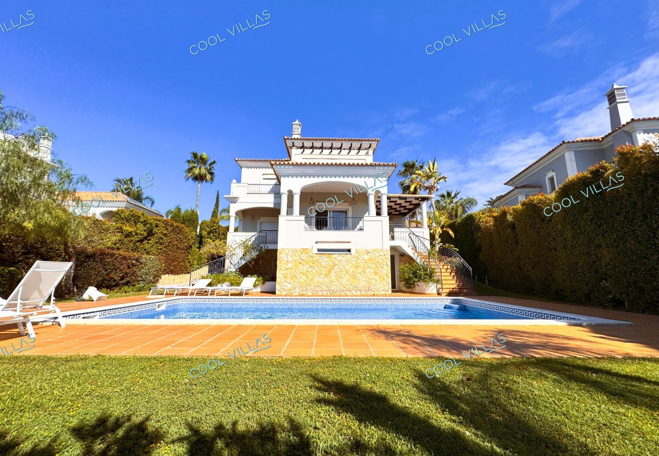 Villa à Almancil - Crest 5 - 8 Pax  Golf/Beach Swimming pool Villa à Almancil - Crest 5 - 8 Pax  Golf/Beach Swimming pool