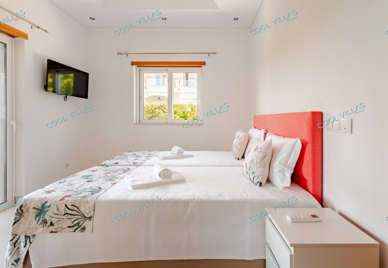 Villa à Almancil - Crest 5 - 8 Pax  Golf/Beach Swimming pool Villa à Almancil - Crest 5 - 8 Pax  Golf/Beach Swimming pool