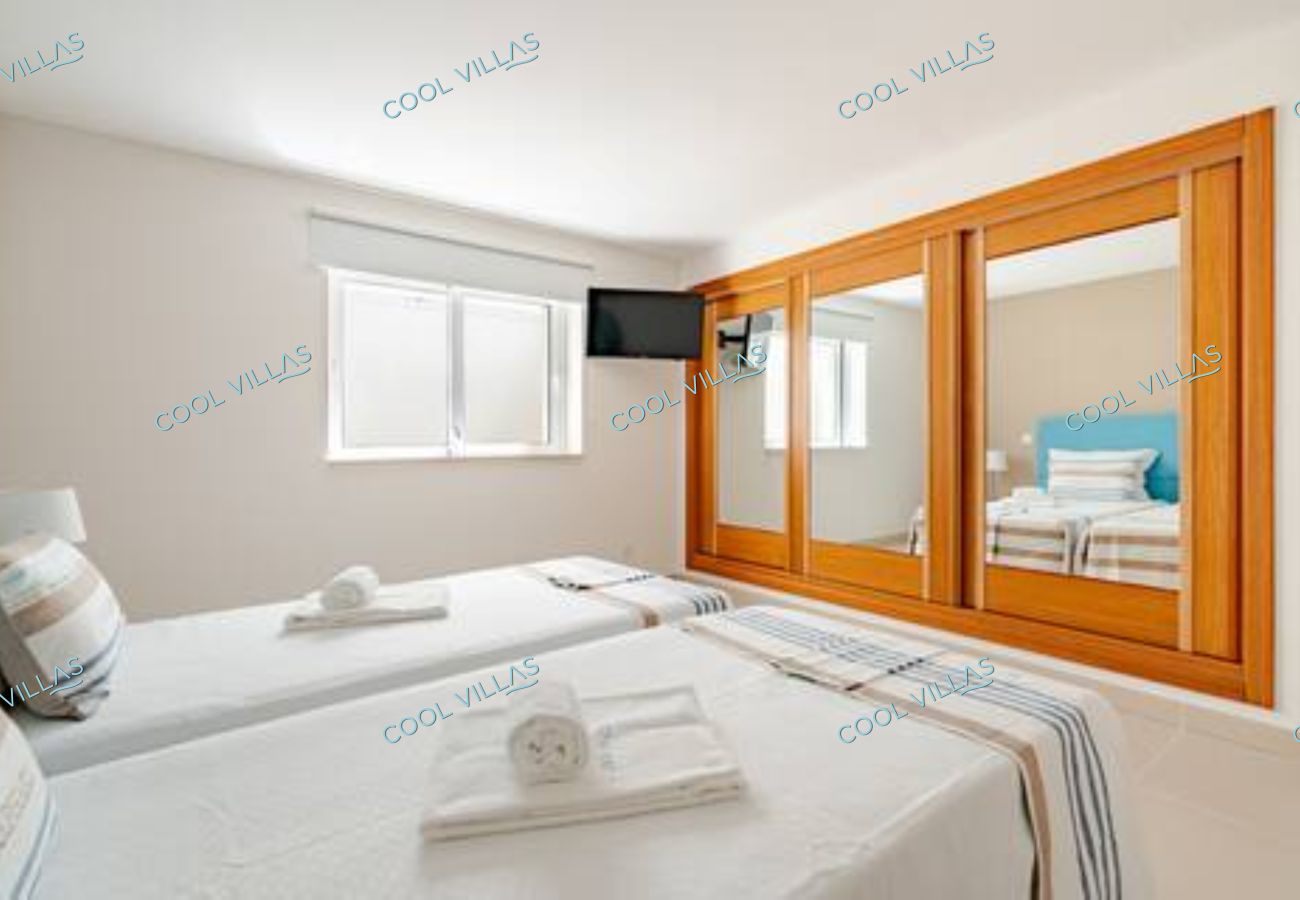 Villa à Almancil - Crest 5 - 8 Pax  Golf/Beach Swimming pool Villa à Almancil - Crest 5 - 8 Pax  Golf/Beach Swimming pool