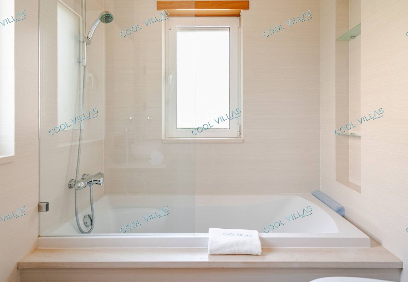 Villa à Almancil - Crest 5 - 8 Pax  Golf/Beach Swimming pool Villa à Almancil - Crest 5 - 8 Pax  Golf/Beach Swimming pool