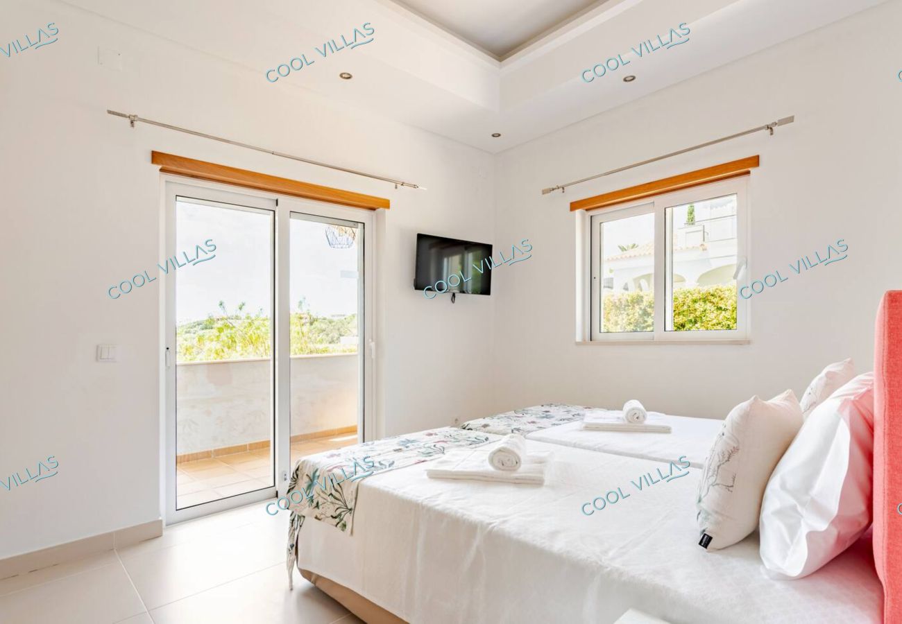 Villa à Almancil - Crest 5 - 8 Pax  Golf/Beach Swimming pool Villa à Almancil - Crest 5 - 8 Pax  Golf/Beach Swimming pool