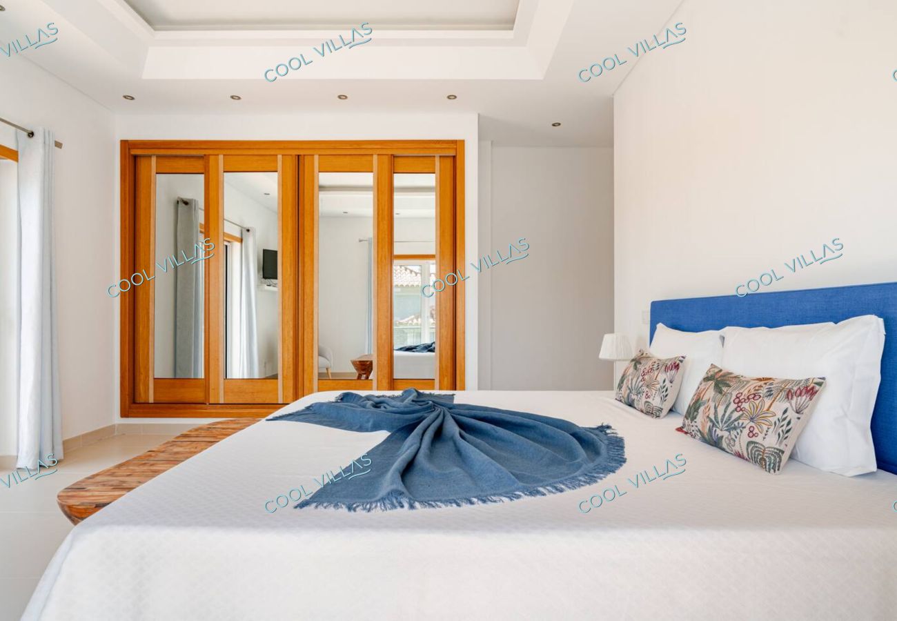 Villa à Almancil - Crest 5 - 8 Pax  Golf/Beach Swimming pool Villa à Almancil - Crest 5 - 8 Pax  Golf/Beach Swimming pool