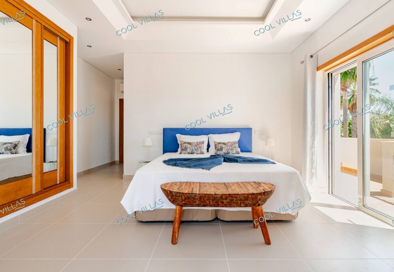 Villa à Almancil - Crest 5 - 8 Pax  Golf/Beach Swimming pool Villa à Almancil - Crest 5 - 8 Pax  Golf/Beach Swimming pool