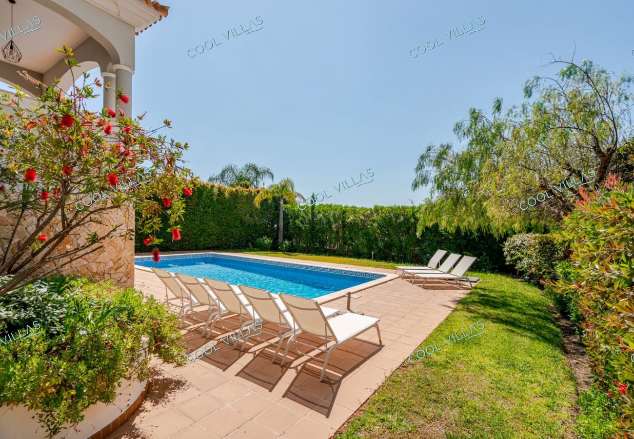 Villa à Almancil - Crest 5 - 8 Pax  Golf/Beach Swimming pool Villa à Almancil - Crest 5 - 8 Pax  Golf/Beach Swimming pool