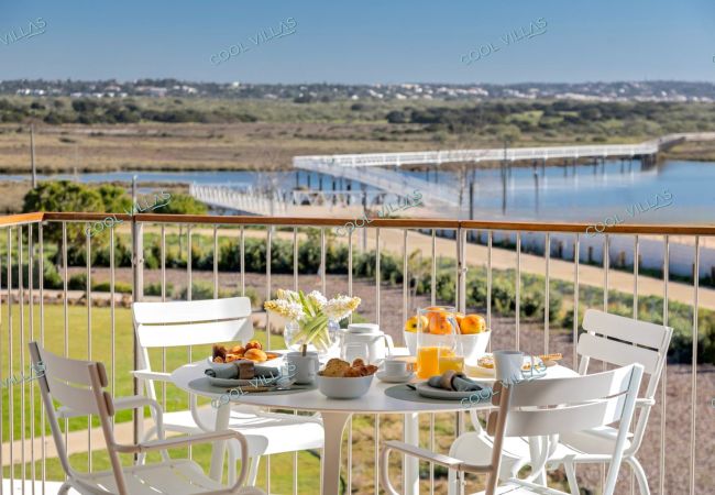 Appartement à Armação de Pêra - Beach Front Apartment Appartement à Armação de Pêra - Beach Front Apartment
