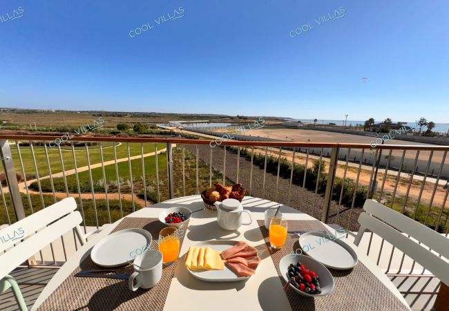 Apartamento em Armação de Pêra - Beach Front Apartment Apartamento em Armação de Pêra - Beach Front Apartment