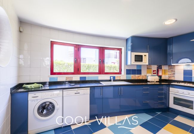 Villa em Albufeira - Villa AcquaMarina - waterfront 5 bedr villa Villa em Albufeira - Villa AcquaMarina - waterfront 5 bedr villa