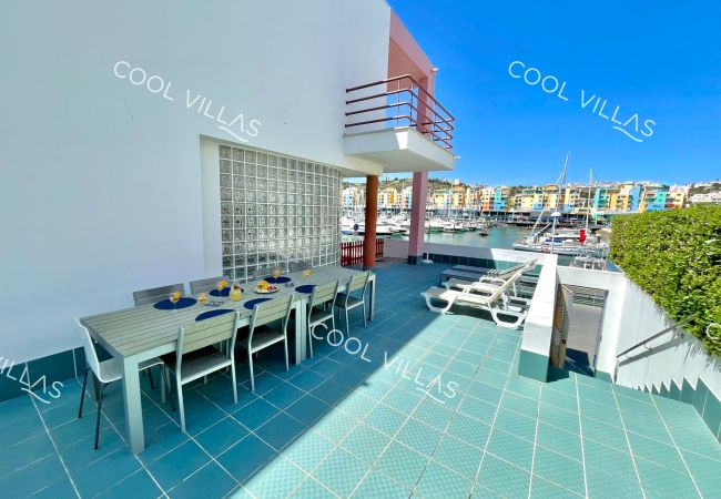 Villa em Albufeira - Villa AcquaMarina - waterfront 5 bedr villa Villa em Albufeira - Villa AcquaMarina - waterfront 5 bedr villa