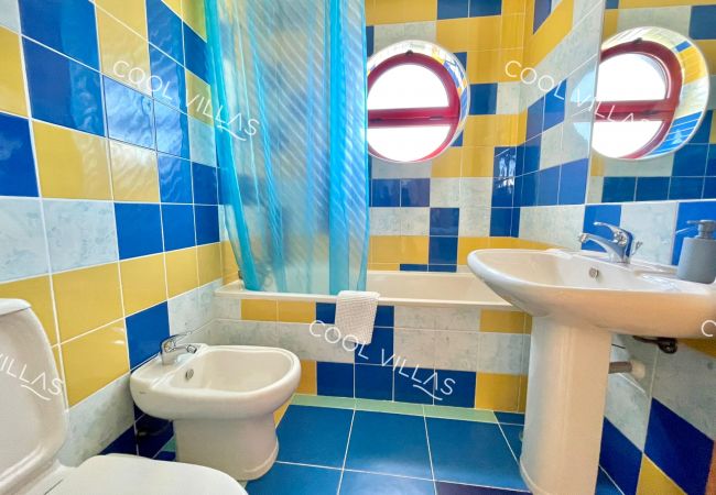 Villa em Albufeira - Villa AcquaMarina - waterfront 5 bedr villa Villa em Albufeira - Villa AcquaMarina - waterfront 5 bedr villa