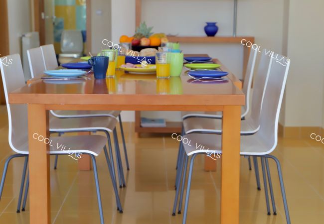 Villa em Albufeira - Villa AcquaMarina - waterfront 5 bedr villa Villa em Albufeira - Villa AcquaMarina - waterfront 5 bedr villa