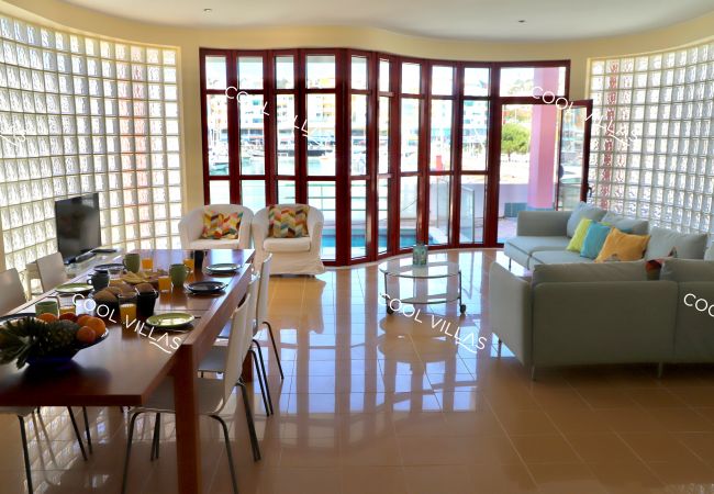 Villa em Albufeira - Villa AcquaMarina - waterfront 5 bedr villa Villa em Albufeira - Villa AcquaMarina - waterfront 5 bedr villa