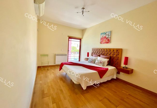 Villa em Albufeira - Villa AcquaMarina - waterfront 5 bedr villa Villa em Albufeira - Villa AcquaMarina - waterfront 5 bedr villa