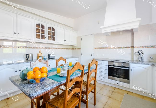 Casa em Albufeira - Villa Margarida - heatable pool, beach & The Strip Casa em Albufeira - Villa Margarida - heatable pool, beach & The Strip