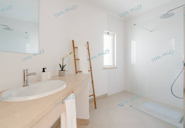 Villa em Albufeira - Orquidea Senses - 8 Pax - Sea View Villa em Albufeira - Orquidea Senses - 8 Pax - Sea View