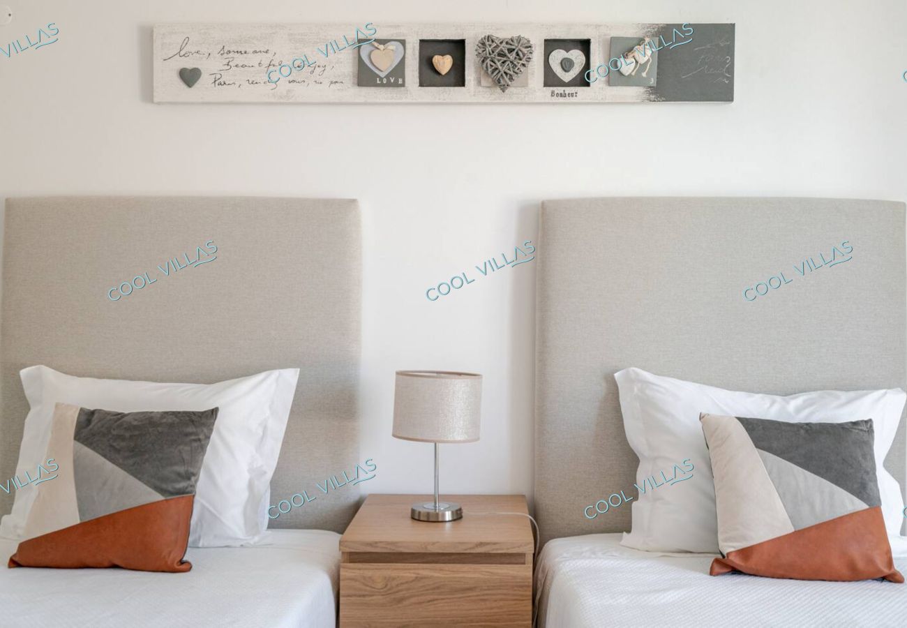 Villa em Albufeira - Orquidea Senses - 8 Pax - Sea View Villa em Albufeira - Orquidea Senses - 8 Pax - Sea View