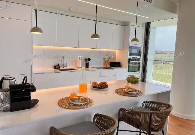 Apartamento em Armação de Pêra - BeachFront Apartment - 4 pax - swimming pool Apartamento em Armação de Pêra - BeachFront Apartment - 4 pax - swimming pool