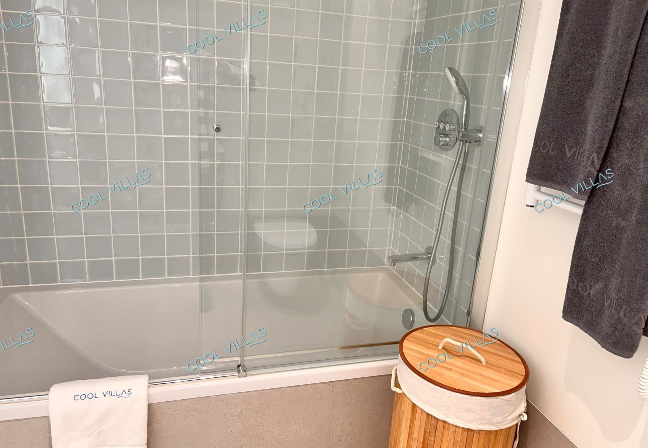 Apartamento em Armação de Pêra - BeachFront Apartment - 4 pax - swimming pool Apartamento em Armação de Pêra - BeachFront Apartment - 4 pax - swimming pool