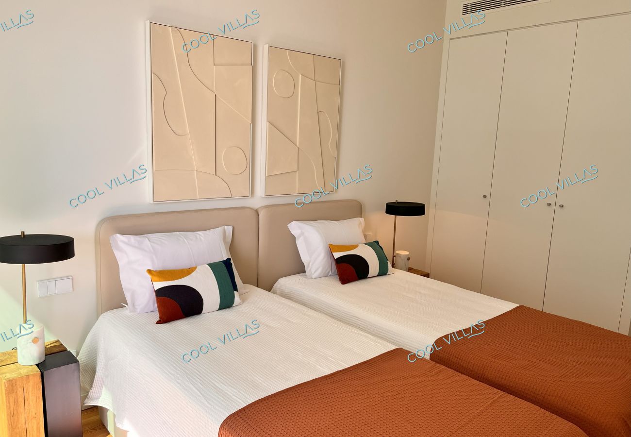 Apartamento em Armação de Pêra - BeachFront Apartment - 4 pax - swimming pool Apartamento em Armação de Pêra - BeachFront Apartment - 4 pax - swimming pool