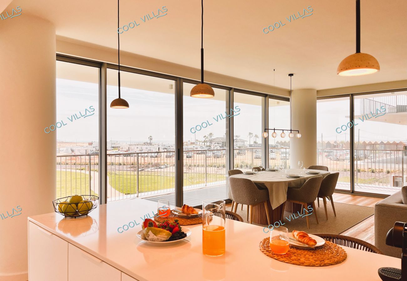 Apartamento em Armação de Pêra - BeachFront Apartment - 4 pax - swimming pool Apartamento em Armação de Pêra - BeachFront Apartment - 4 pax - swimming pool