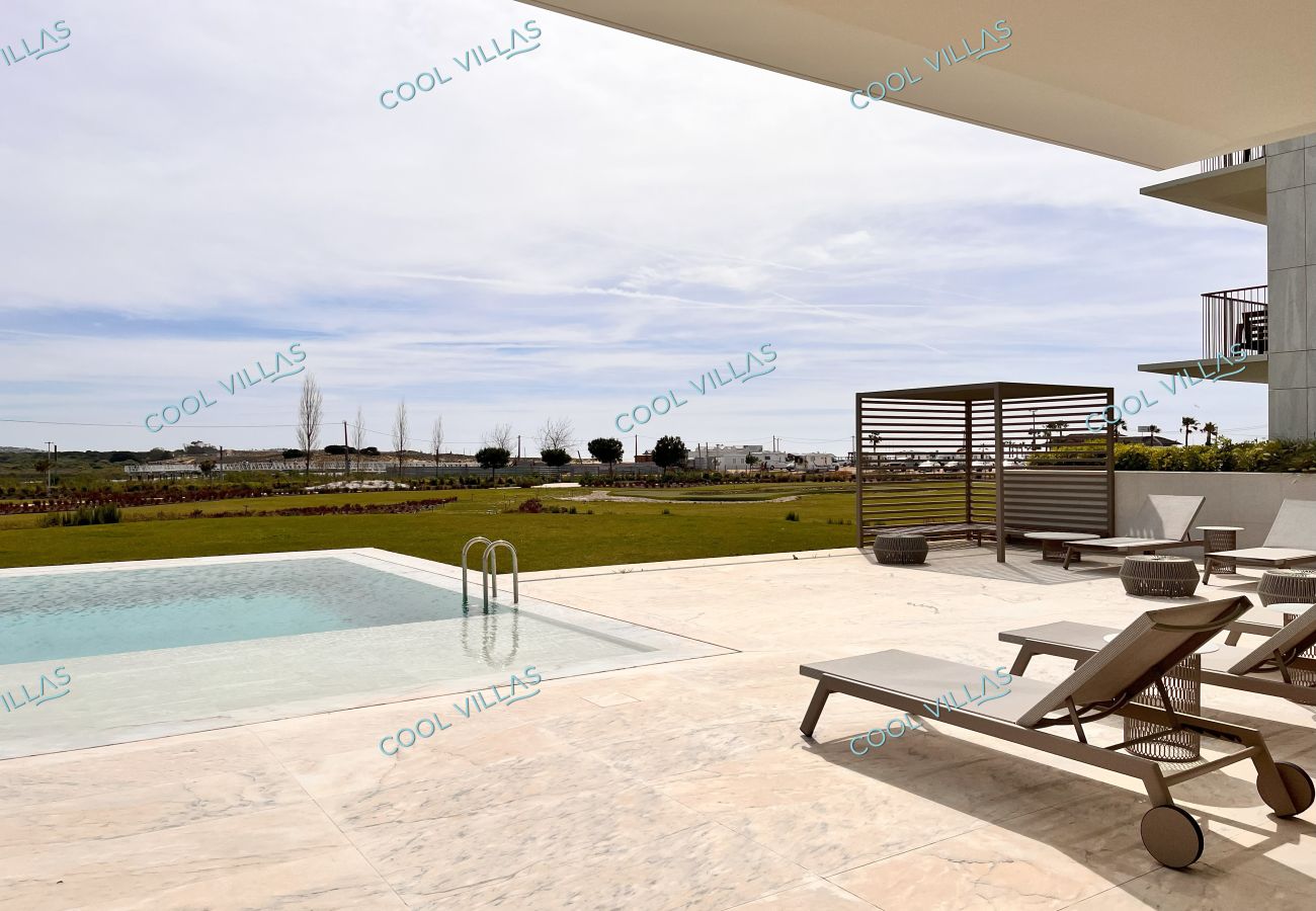 Apartamento em Armação de Pêra - BeachFront Apartment - 4 pax - swimming pool Apartamento em Armação de Pêra - BeachFront Apartment - 4 pax - swimming pool