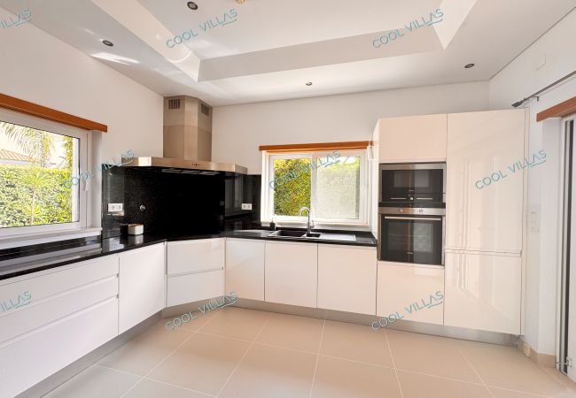 Villa in Almancil - Crest 5 - 8 Pax  Golf/Beach Swimming pool Villa in Almancil - Crest 5 - 8 Pax  Golf/Beach Swimming pool