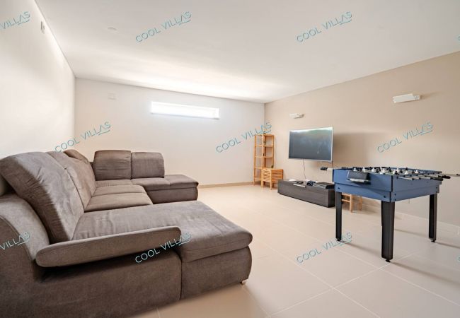 Villa in Almancil - Crest 5 - 8 Pax  Golf/Beach Swimming pool Villa in Almancil - Crest 5 - 8 Pax  Golf/Beach Swimming pool