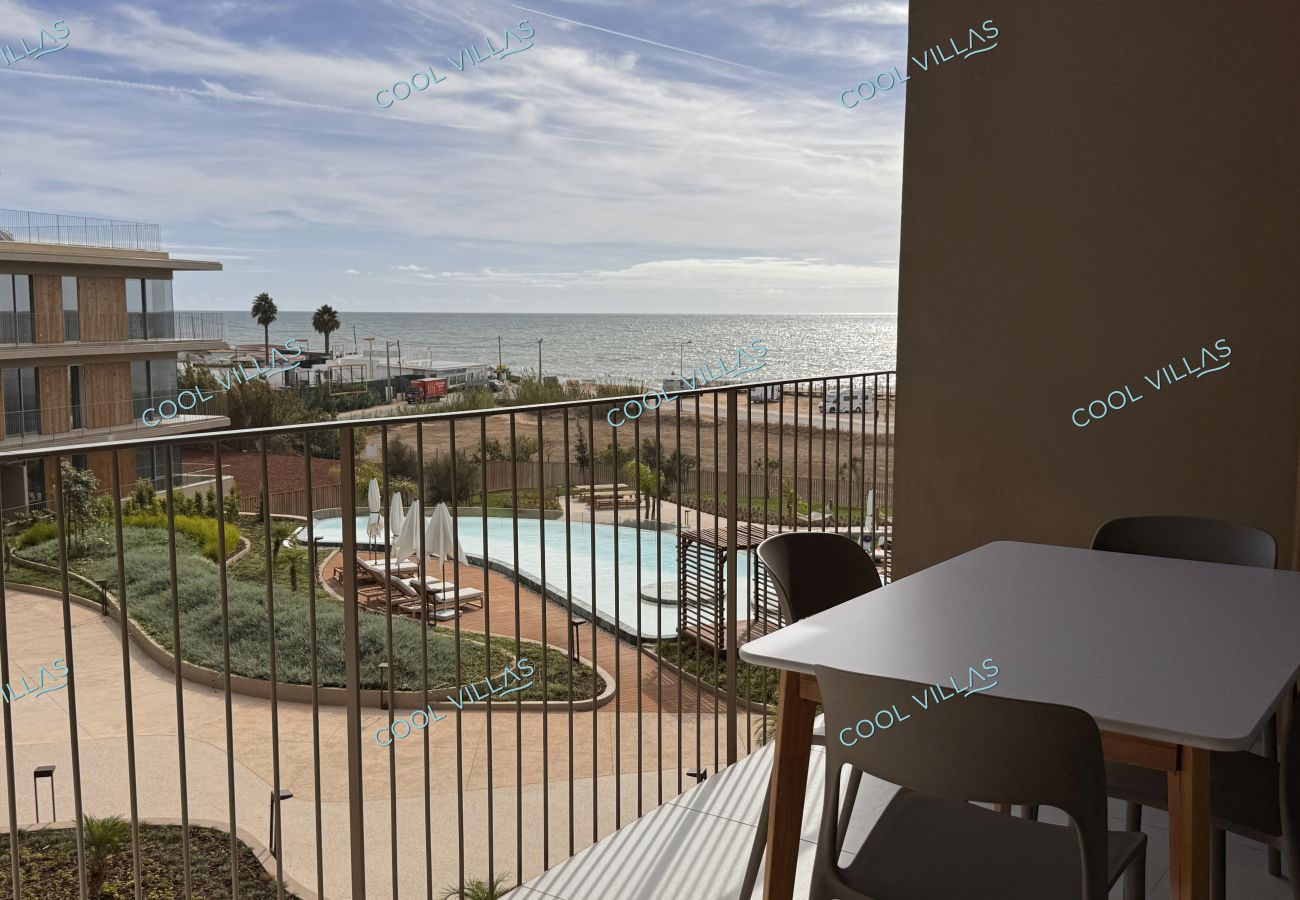 Apartment in Quarteira - SeaBreeze Apartment (2 Pax)